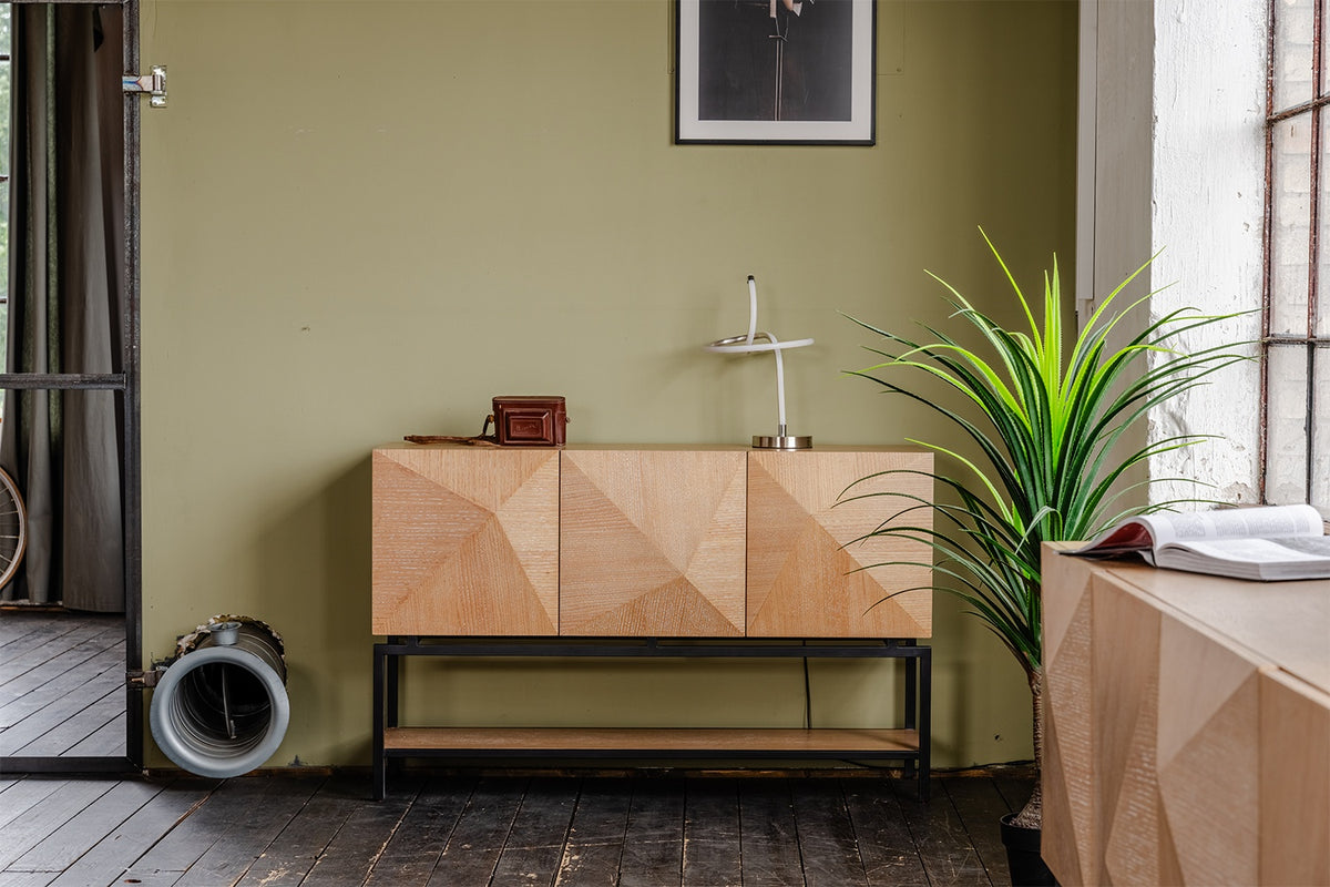 KAWOLA Sideboard ANJO 3 Türen 1 Ablage Eiche furniert braun Metall schwarz pulverbeschichtet