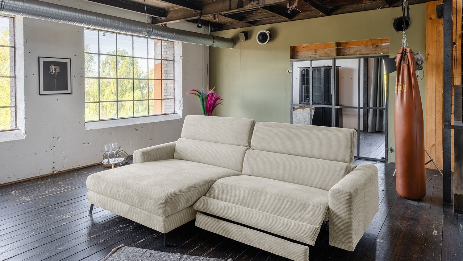 KAWOLA Sofa LAISKA Ecksofa Relaxfunktion teilmotorisch Cord cremeweiß, Links