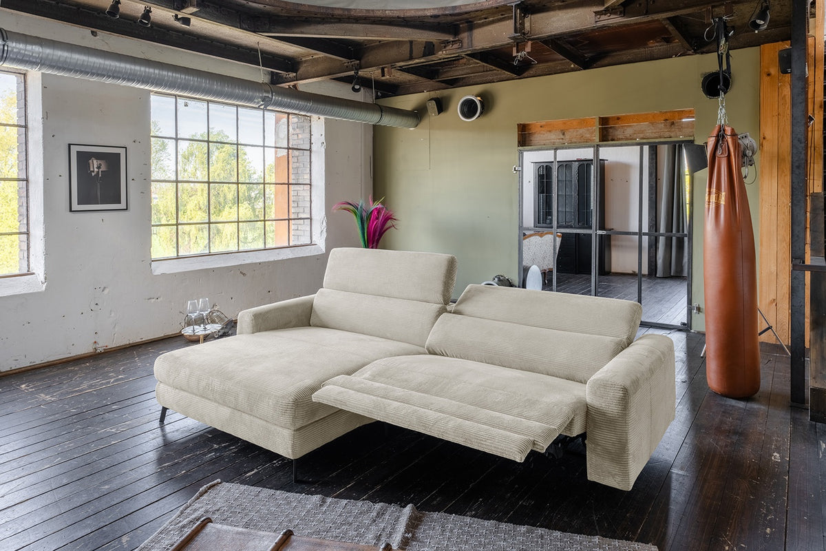 KAWOLA Sofa LAISKA Ecksofa Relaxfunktion teilmotorisch Cord cremeweiß