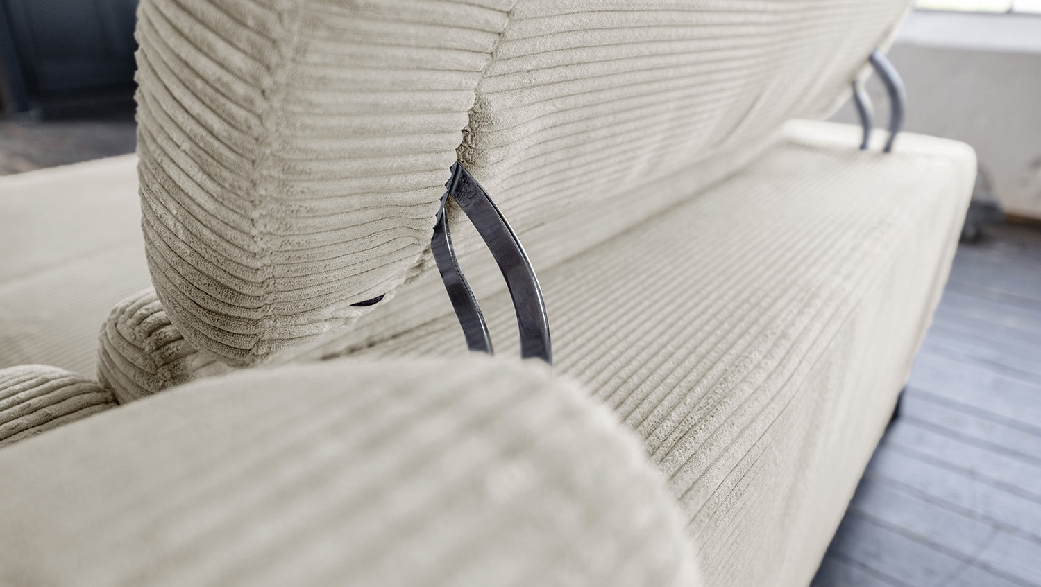 KAWOLA Sofa LAISKA Ecksofa Relaxfunktion teilmotorisch Cord cremeweiß