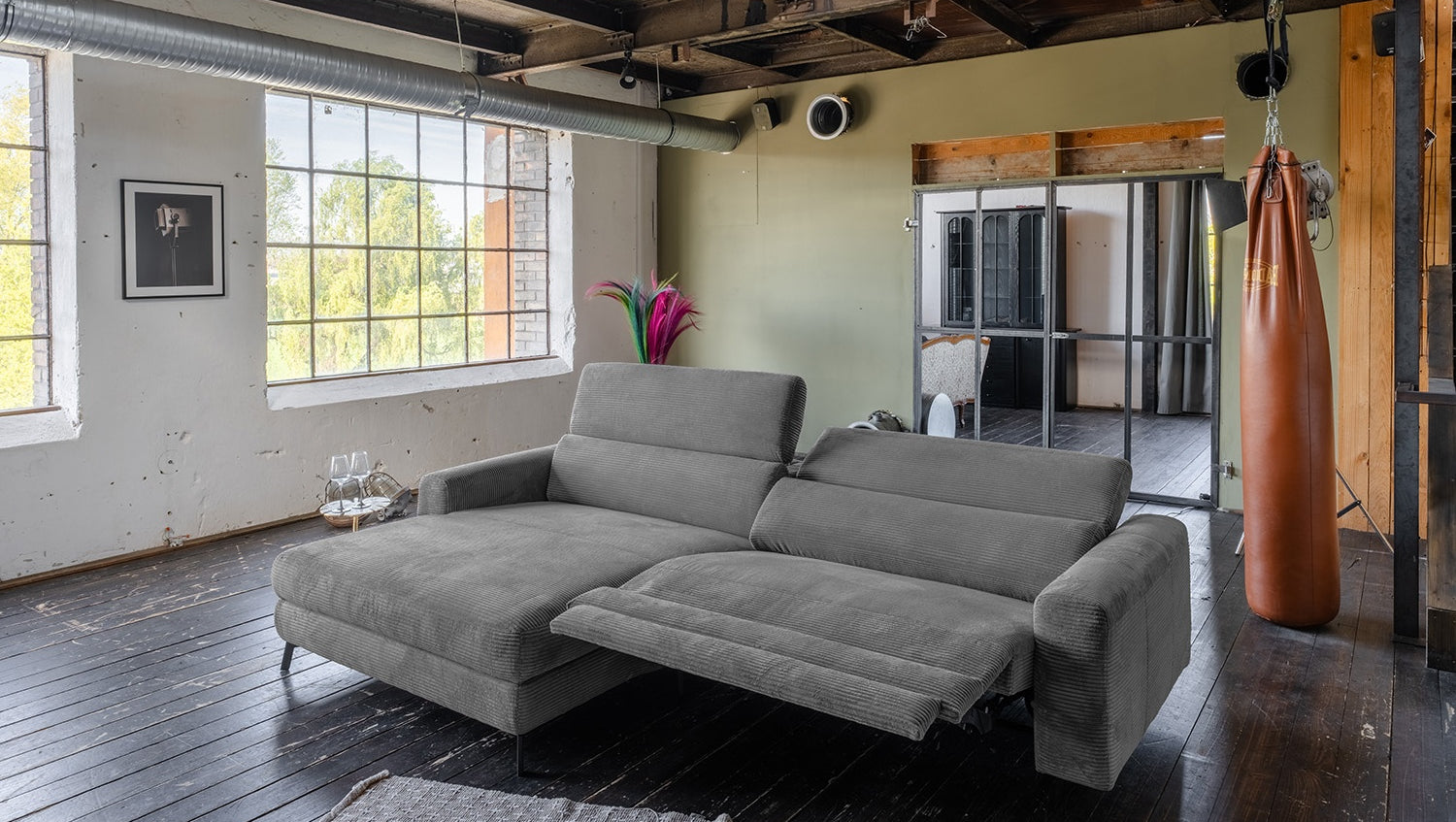 KAWOLA Sofa LAISKA Ecksofa Relaxfunktion teilmotorisch Cord grau