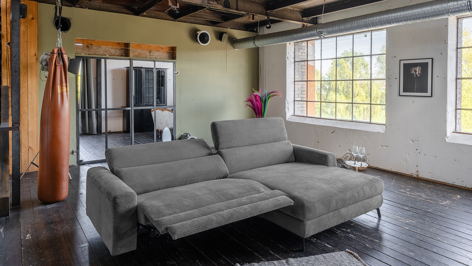 KAWOLA Sofa LAISKA Ecksofa Relaxfunktion teilmotorisch Cord grau