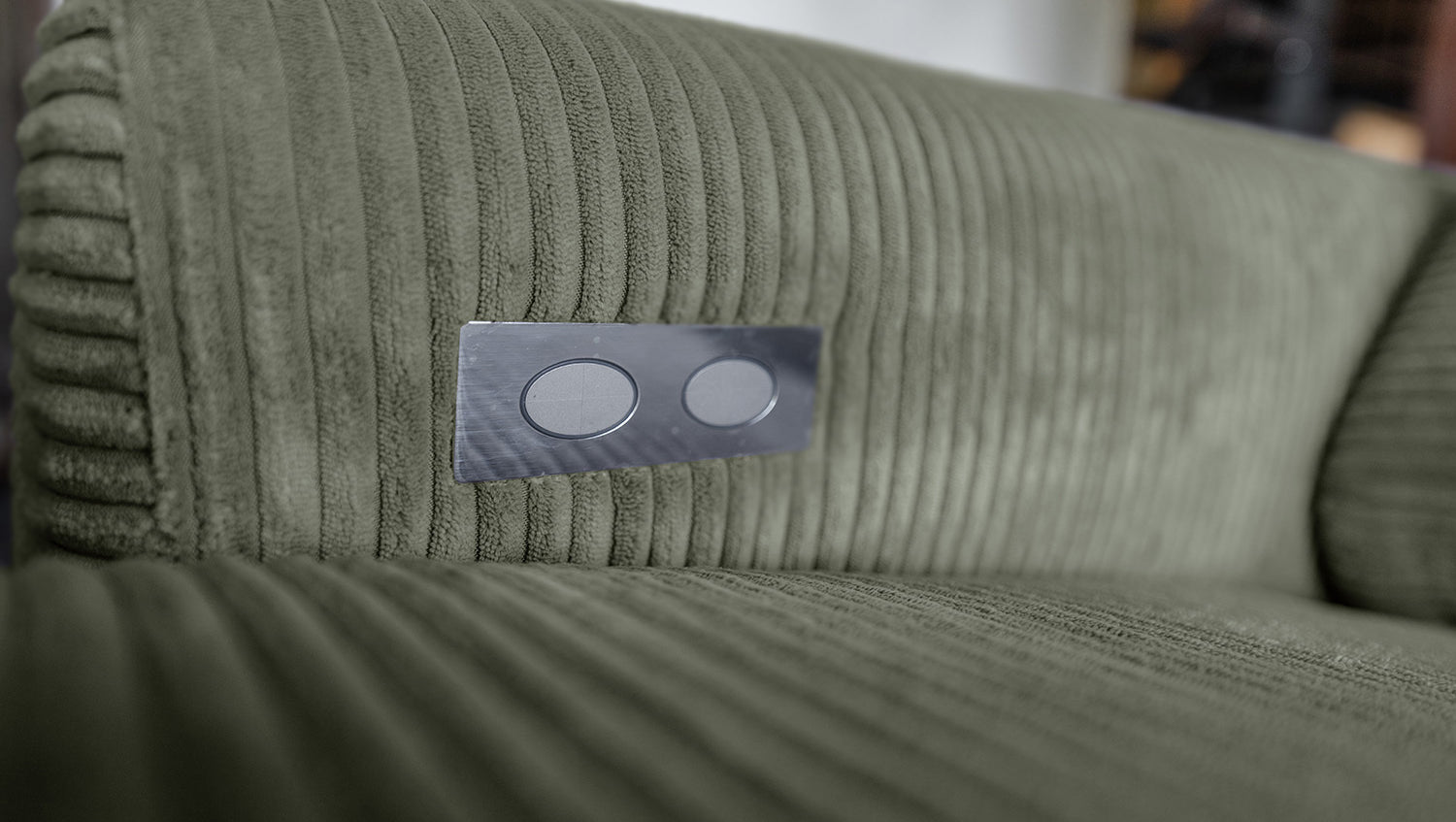KAWOLA Sofa LAISKA Ecksofa Relaxfunktion teilmotorisch Cord olivgrün