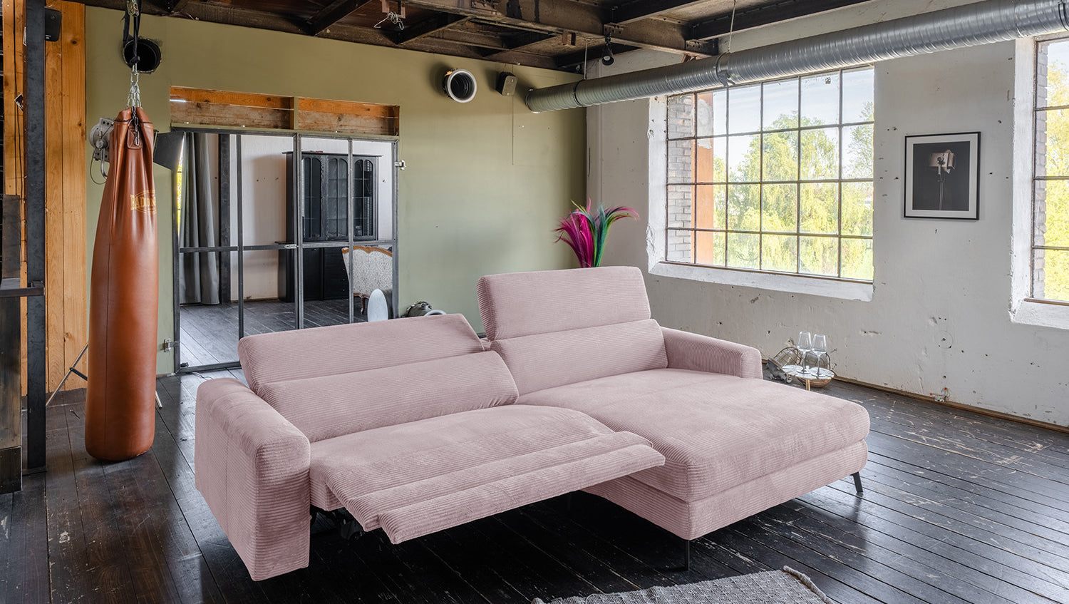 KAWOLA Sofa LAISKA Ecksofa Relaxfunktion teilmotorisch Cord rosa