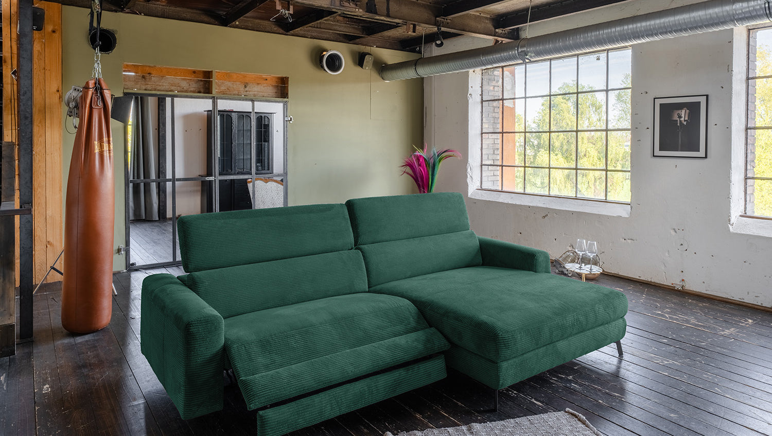 KAWOLA Sofa LAISKA Ecksofa Relaxfunktion teilmotorisch Cord smaragd, Rechts