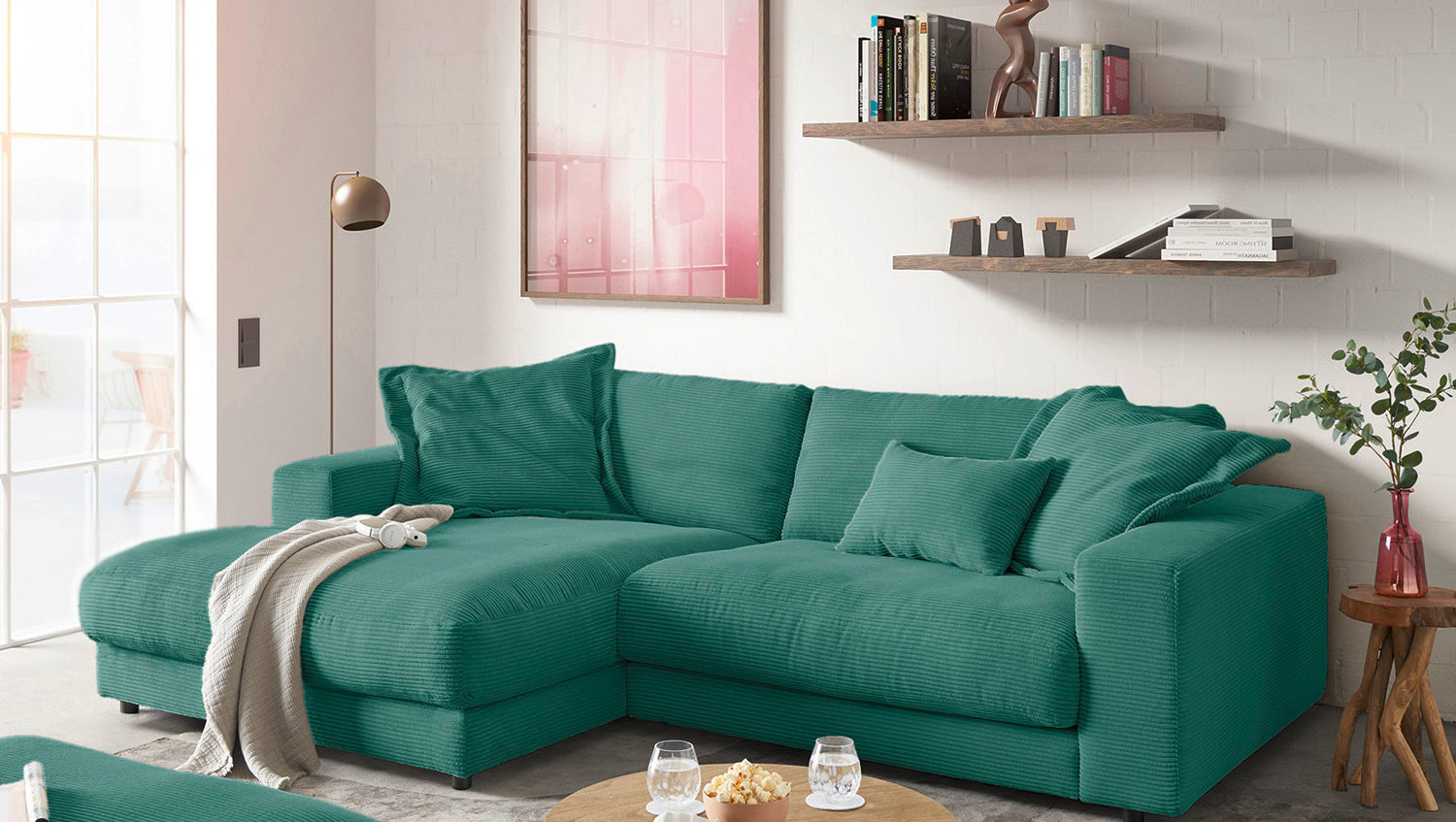 KAWOLA Sofa MADELINE Ecksofa mit Longchair Cord smaragd, Links