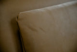 KAWOLA Sofa WIOLO Ecksofa Leder mit Hocker camel