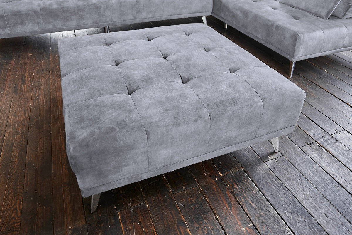 KAWOLA Sofa WIOLO Ecksofa velvet mit Hocker grau