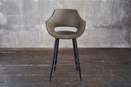 KAWOLA Thekenhocker ZAJA Barstuhl Sitzhöhe 65 cm Microfaser oliv