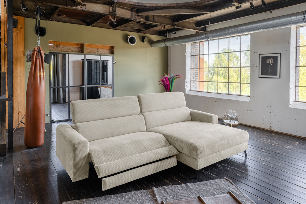 KAWOLA Sofa LAISKA Ecksofa Relaxfunktion teilmotorisch Cord cremeweiß
