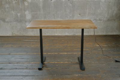 Vorschau: KAWOLA Schreibtisch LORA elektrisch höhenverstellbar mit Baumkante massiv Vorschau: KAWOLA Schreibtisch LORA elektrisch höhenverstellbar mit Baumkante massiv