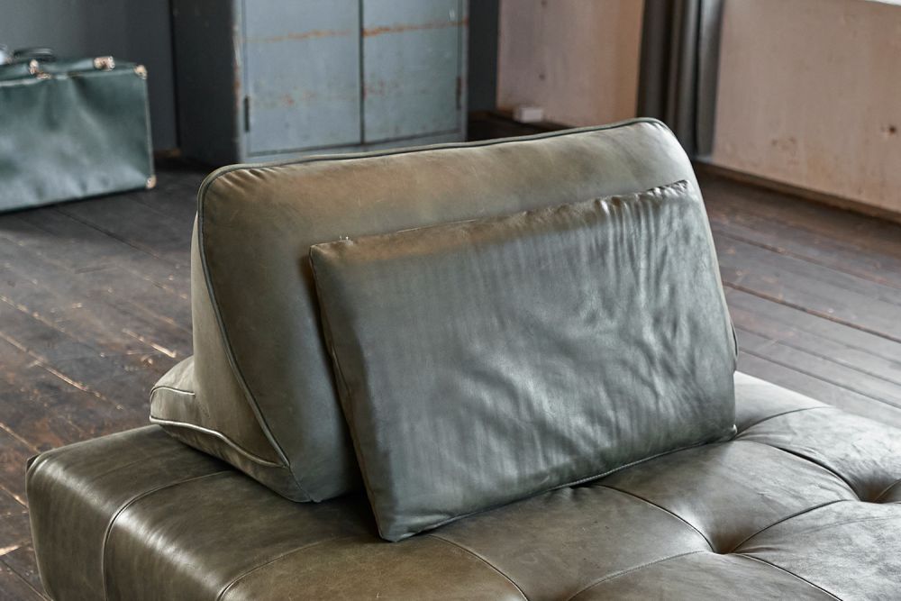 B-Ware KAWOLA Rückenkissen WIOLO Leder moosgrün