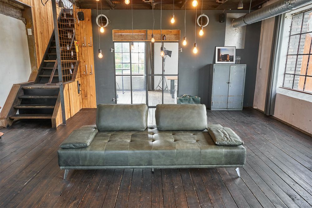 B-Ware KAWOLA Sofa WIOLO Schlafsofa Daybed Leder moosgrün